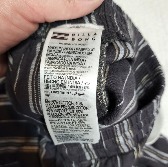 Billabong shorts - Picture 8 of 14